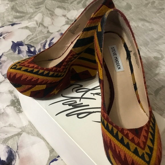 Steve Madden Wedges - Picture 4 of 6